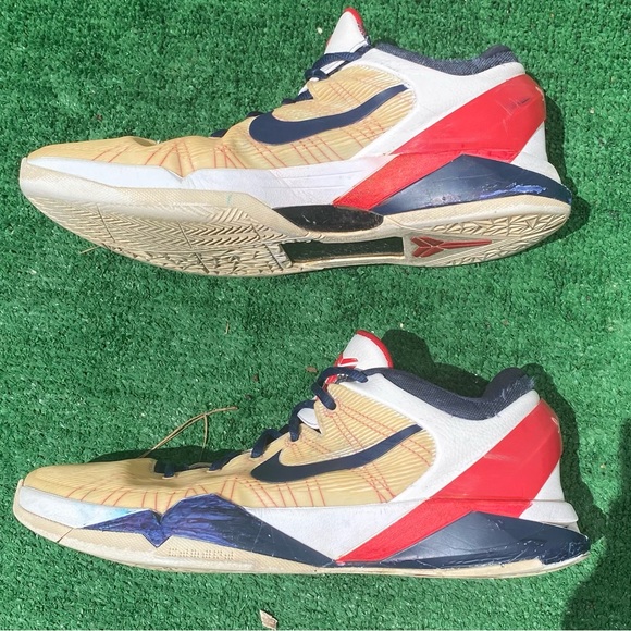 Kobe 10 and Kobe 7 - size 12.5 - Picture 12 of 15